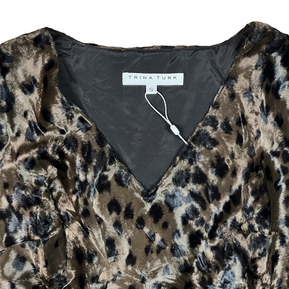 Trina Turk Women’s Small Faux Fur Leopard Animal Print V-Neck Coquette Top - Picture 6 of 13